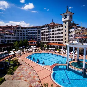 Resort Helena Sands *****